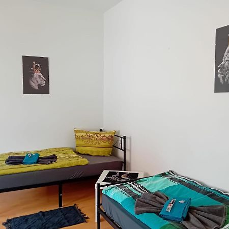 Stellas Monteurwohnungen Werdau Buitenkant foto