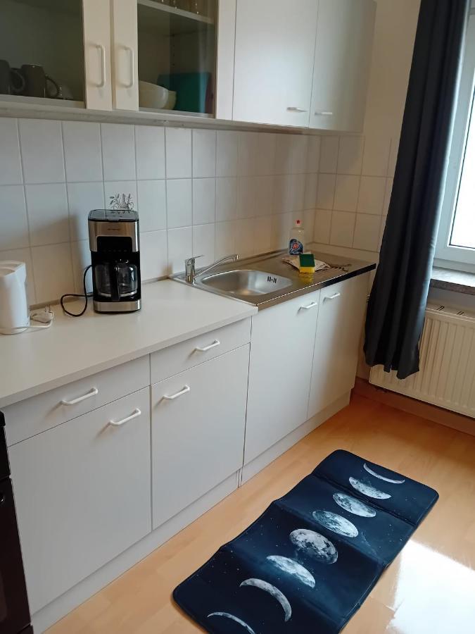 Stellas Monteurwohnungen Werdau Buitenkant foto